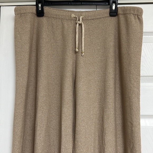 St. John sport knit drawstring pants| Resort 07 GRP 2 - Picture 6 of 12